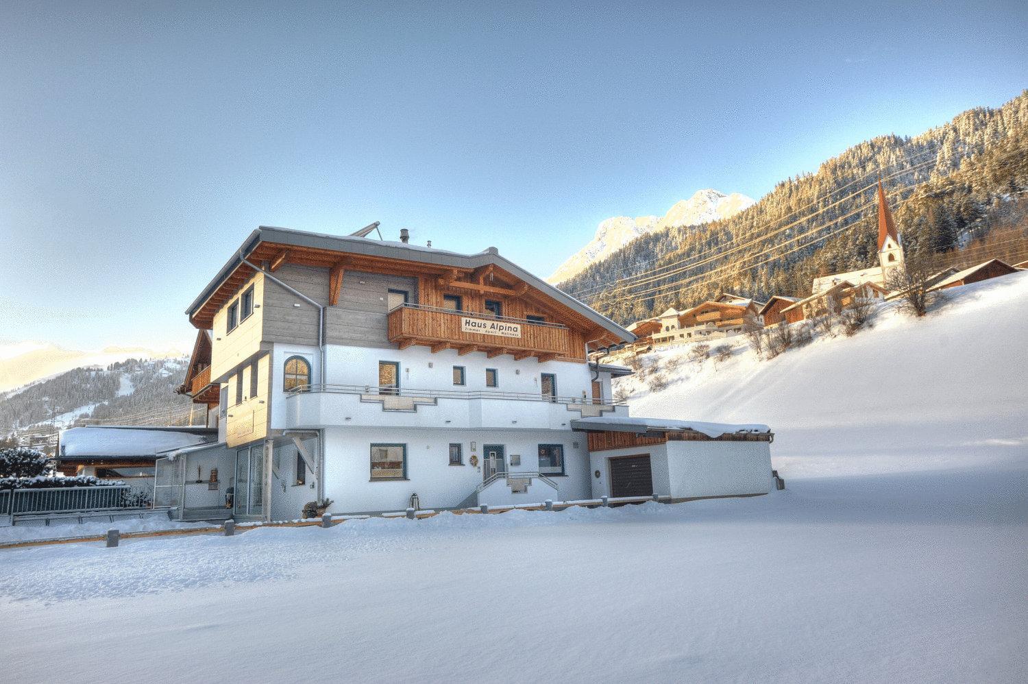 Gaestehaus Alpina Санкт-Антон-ам-Арльберг Экстерьер фото