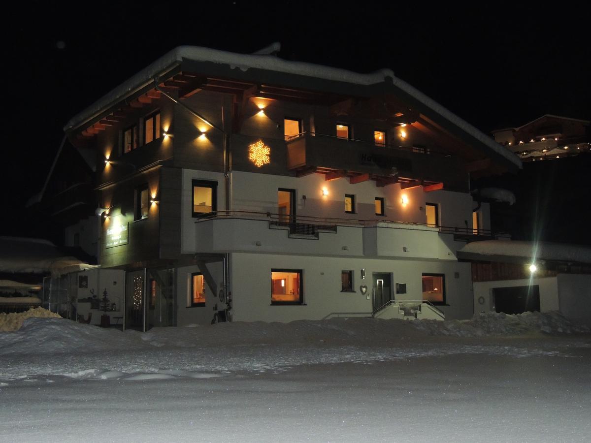 Gaestehaus Alpina Санкт-Антон-ам-Арльберг Экстерьер фото