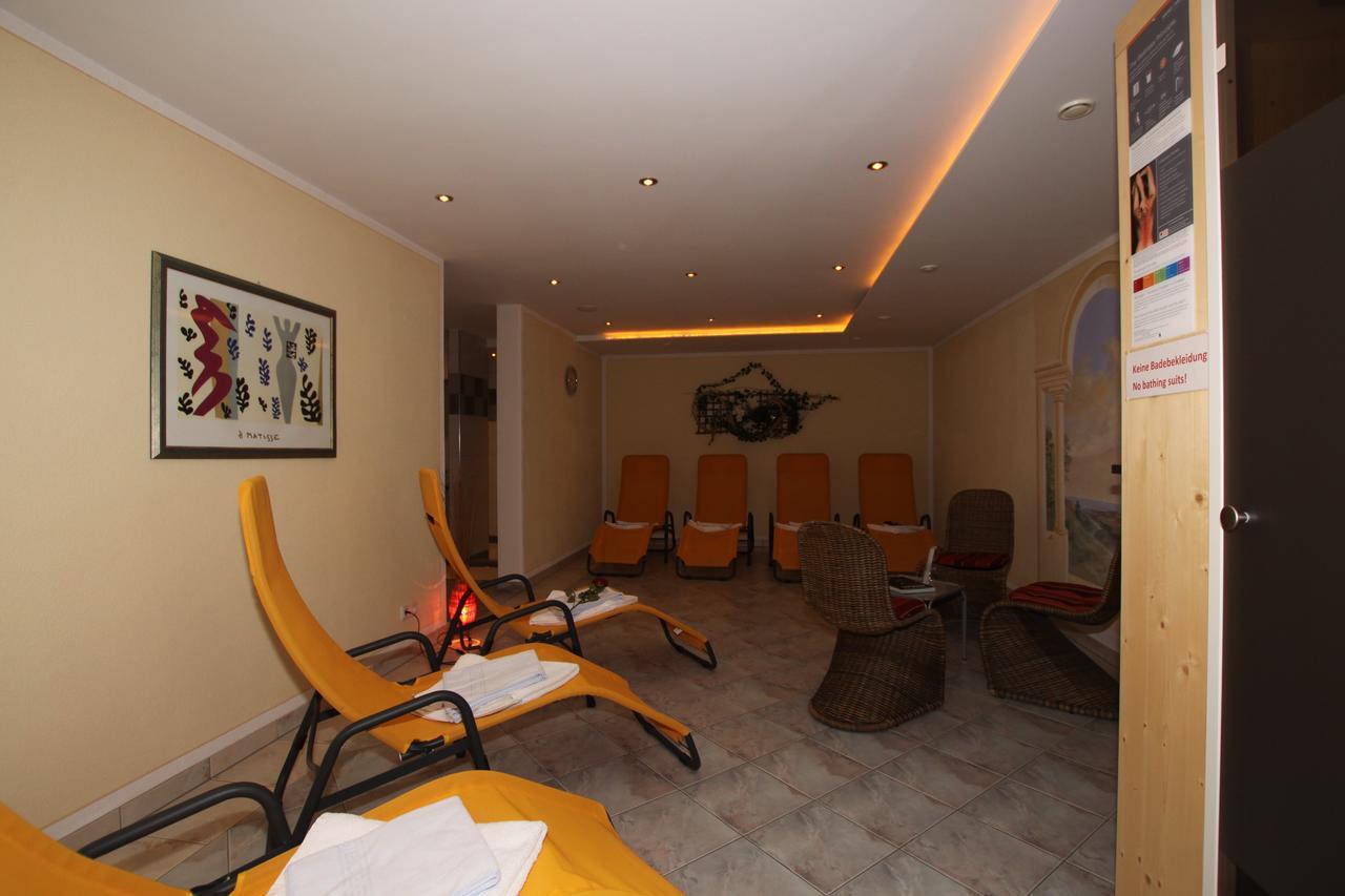 Gaestehaus Alpina Санкт-Антон-ам-Арльберг Экстерьер фото